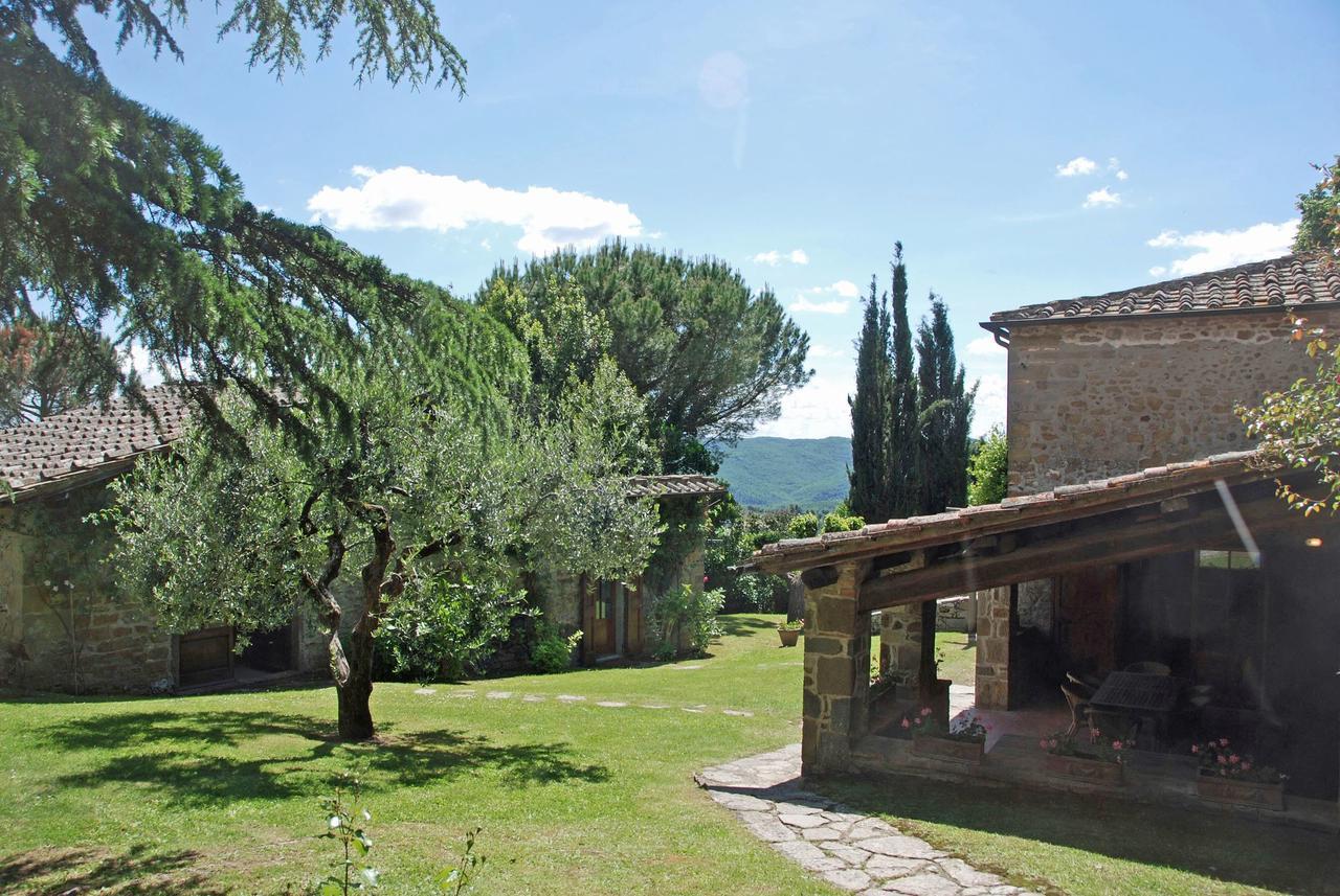 Pozza Di Volpaia By Salogi Villas Radda in Chianti Exterior photo